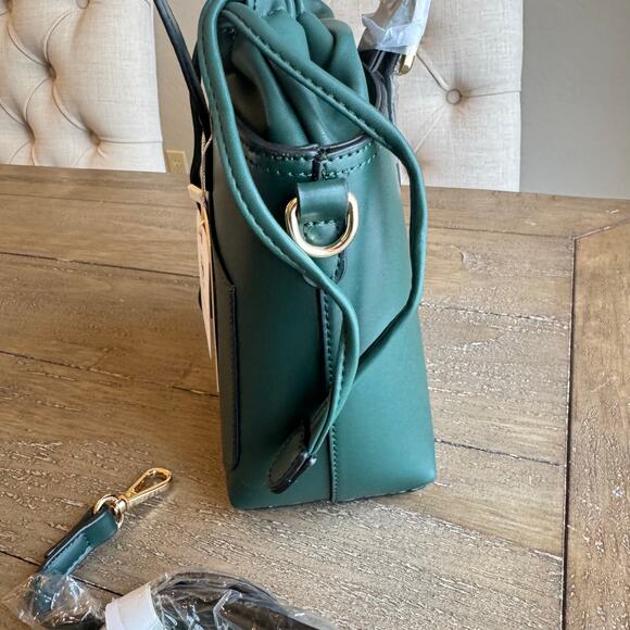 Melie Bianco Alexis Small Vegan Leather Bucket Crossbody Green NWT Drawstring - Picture 8 of 16